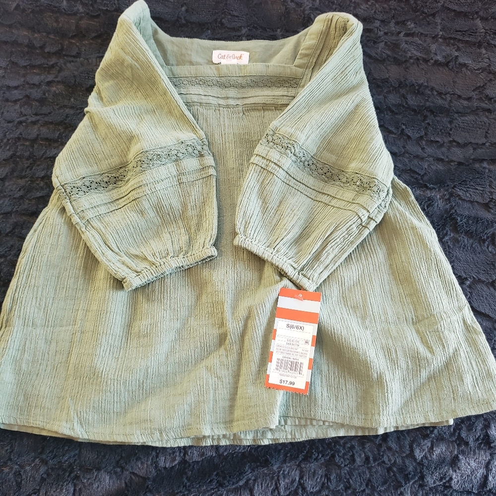 6/6X Girls Green Cat and Jack Shirt